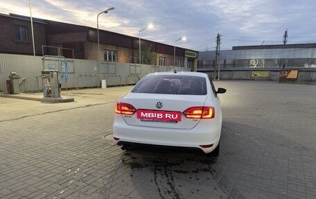 Volkswagen Jetta VI, 2012 год, 1 210 000 рублей, 5 фотография