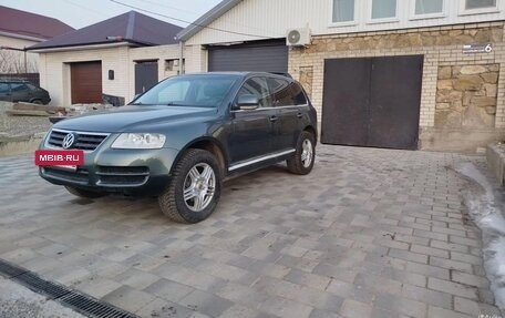Volkswagen Touareg III, 2004 год, 850 000 рублей, 2 фотография