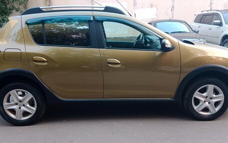 Renault Sandero II рестайлинг, 2017 год, 900 000 рублей, 4 фотография