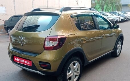 Renault Sandero II рестайлинг, 2017 год, 900 000 рублей, 5 фотография