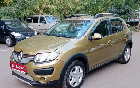 Renault Sandero II рестайлинг, 2017 год, 900 000 рублей, 3 фотография