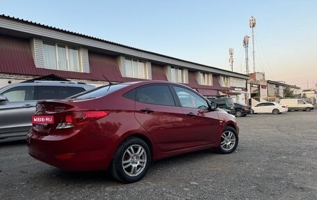 Hyundai Solaris II рестайлинг, 2013 год, 900 000 рублей, 6 фотография