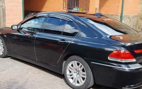 BMW 7 серия, 2004 год, 1 100 000 рублей, 3 фотография