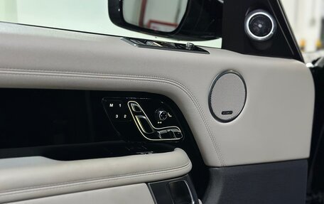 Land Rover Range Rover IV рестайлинг, 2019 год, 6 300 000 рублей, 21 фотография