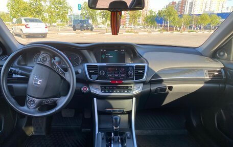 Honda Accord IX рестайлинг, 2013 год, 2 000 000 рублей, 19 фотография