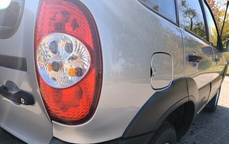 Chevrolet Niva I рестайлинг, 2017 год, 689 000 рублей, 17 фотография