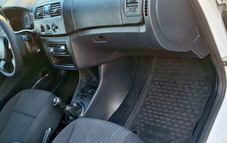 Skoda Fabia II, 2013 год, 570 000 рублей, 10 фотография