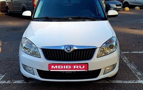 Skoda Fabia II, 2013 год, 570 000 рублей, 2 фотография