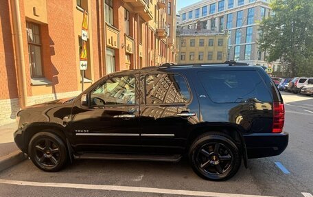 Chevrolet Tahoe III, 2013 год, 2 800 000 рублей, 2 фотография