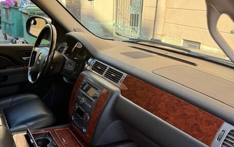 Chevrolet Tahoe III, 2013 год, 2 800 000 рублей, 4 фотография