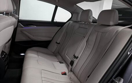 BMW 5 серия, 2017 год, 2 980 000 рублей, 13 фотография