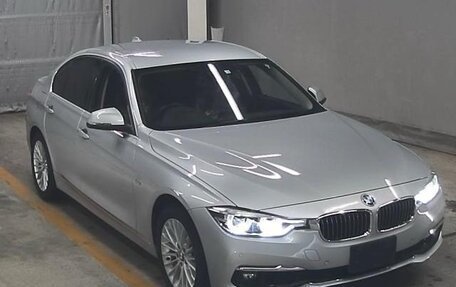 BMW 3 серия, 2018 год, 1 650 000 рублей, 4 фотография