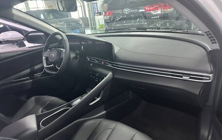 Hyundai Elantra, 2022 год, 1 465 000 рублей, 4 фотография
