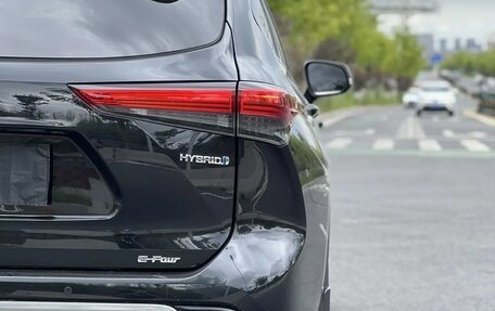 Toyota Highlander, 2022 год, 3 300 000 рублей, 6 фотография