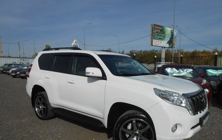 Toyota Land Cruiser Prado 150 рестайлинг 2, 2016 год, 3 080 000 рублей, 1 фотография