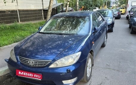 Toyota Camry V40, 2005 год, 750 000 рублей, 5 фотография