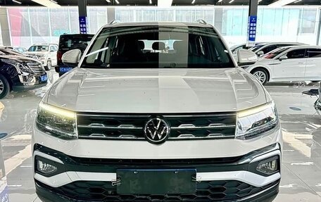 Volkswagen T-Cross I, 2022 год, 1 900 000 рублей, 2 фотография