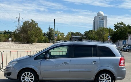 Opel Zafira B, 2010 год, 767 000 рублей, 17 фотография