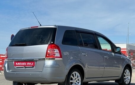 Opel Zafira B, 2010 год, 767 000 рублей, 24 фотография