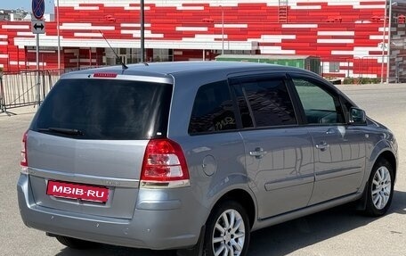 Opel Zafira B, 2010 год, 767 000 рублей, 26 фотография