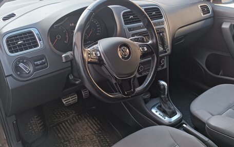 Volkswagen Polo VI (EU Market), 2016 год, 1 300 000 рублей, 9 фотография