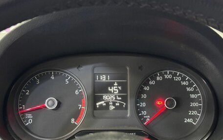 Volkswagen Polo VI (EU Market), 2015 год, 565 000 рублей, 11 фотография