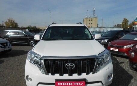 Toyota Land Cruiser Prado 150 рестайлинг 2, 2016 год, 3 080 000 рублей, 5 фотография