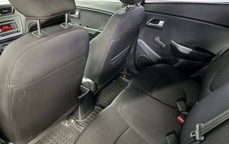 KIA Rio III рестайлинг, 2016 год, 949 000 рублей, 18 фотография