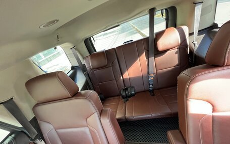 Chevrolet Tahoe IV, 2017 год, 3 900 000 рублей, 4 фотография