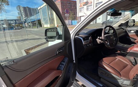 Chevrolet Tahoe IV, 2017 год, 3 900 000 рублей, 2 фотография