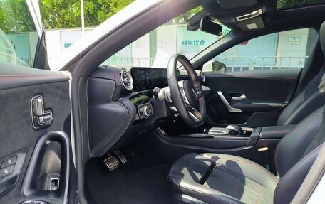 Mercedes-Benz CLA, 2022 год, 2 591 000 рублей, 13 фотография