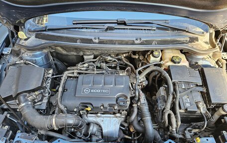 Opel Astra J, 2014 год, 990 000 рублей, 10 фотография