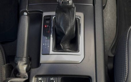 Toyota Land Cruiser Prado 150 рестайлинг 2, 2012 год, 2 650 000 рублей, 16 фотография