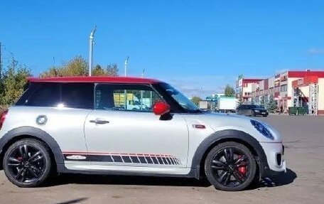 MINI Hatch, 2021 год, 4 000 000 рублей, 2 фотография