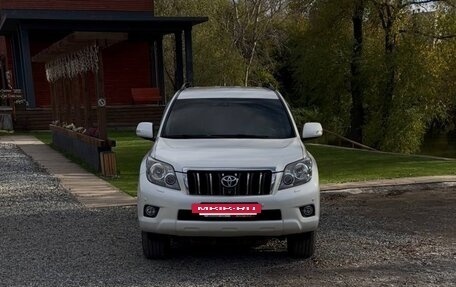 Toyota Land Cruiser Prado 150 рестайлинг 2, 2012 год, 2 650 000 рублей, 2 фотография