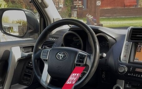 Toyota Land Cruiser Prado 150 рестайлинг 2, 2012 год, 2 650 000 рублей, 12 фотография