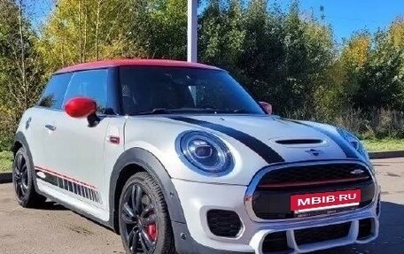 MINI Hatch, 2021 год, 4 000 000 рублей, 3 фотография