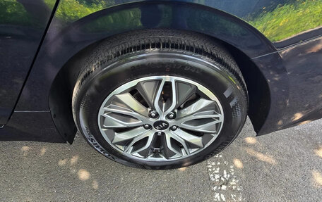 KIA K5, 2022 год, 2 200 000 рублей, 13 фотография