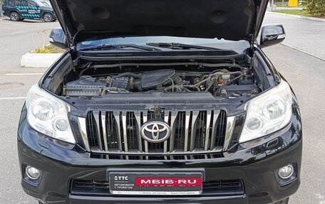 Toyota Land Cruiser Prado 150 рестайлинг 2, 2013 год, 2 613 000 рублей, 11 фотография