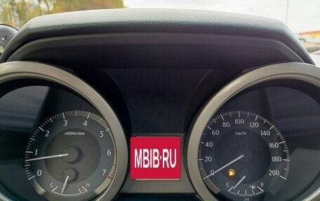 Toyota Land Cruiser Prado 150 рестайлинг 2, 2013 год, 2 613 000 рублей, 16 фотография