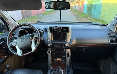Toyota Land Cruiser Prado 150 рестайлинг 2, 2010 год, 2 400 000 рублей, 5 фотография