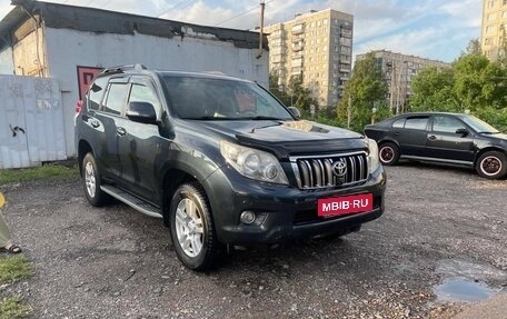 Toyota Land Cruiser Prado 150 рестайлинг 2, 2010 год, 2 400 000 рублей, 2 фотография