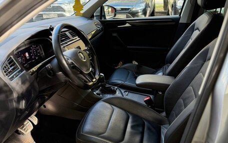 Volkswagen Tiguan II, 2018 год, 3 100 000 рублей, 12 фотография