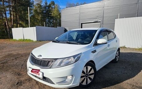 KIA Rio III рестайлинг, 2013 год, 900 000 рублей, 2 фотография