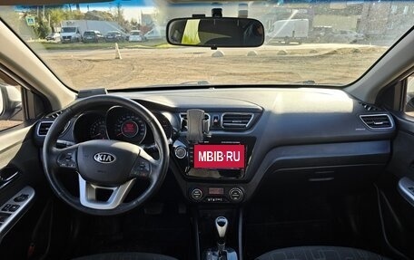 KIA Rio III рестайлинг, 2013 год, 900 000 рублей, 11 фотография