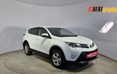 Toyota RAV4, 2015 год, 1 849 000 рублей, 3 фотография