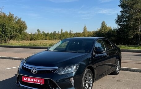 Toyota Camry, 2016 год, 2 100 000 рублей, 3 фотография