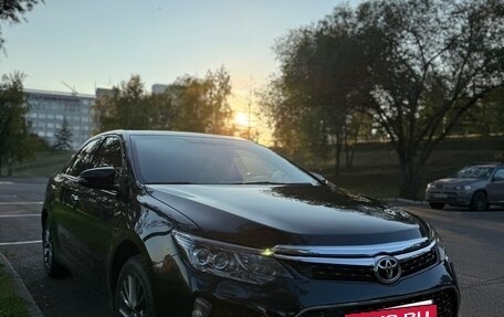 Toyota Camry, 2016 год, 2 100 000 рублей, 14 фотография