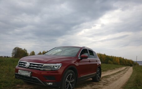 Volkswagen Tiguan II, 2018 год, 3 850 000 рублей, 5 фотография