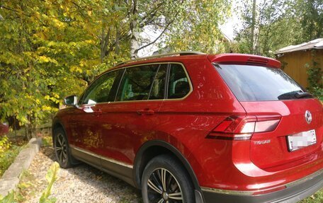 Volkswagen Tiguan II, 2018 год, 3 850 000 рублей, 2 фотография